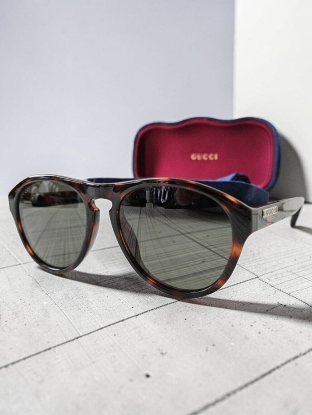Gucci GG0747s 003 Round Sunglasses In Havana Green and Tortoise Shell NWT